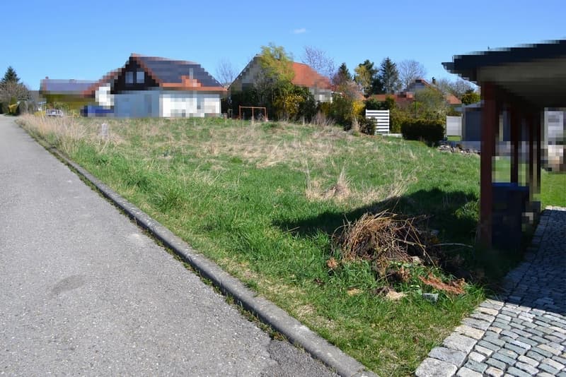 Unbebautes Grundstück