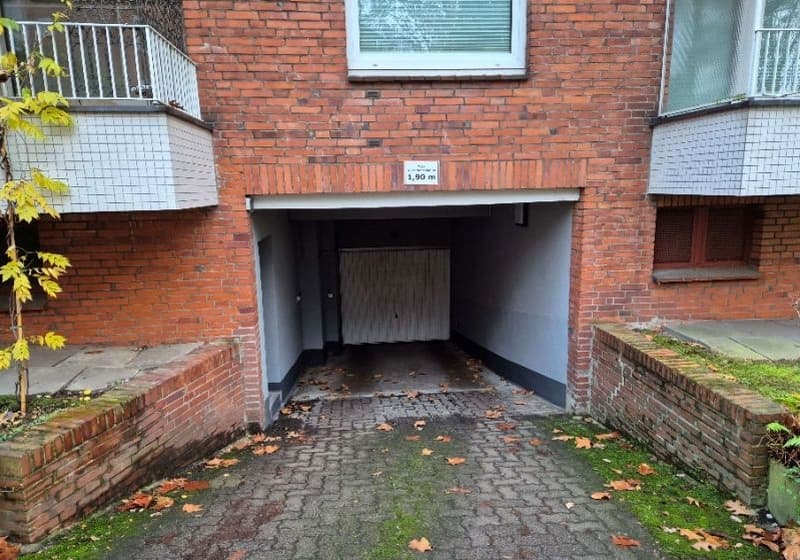 Tiefgaragenstellplatz