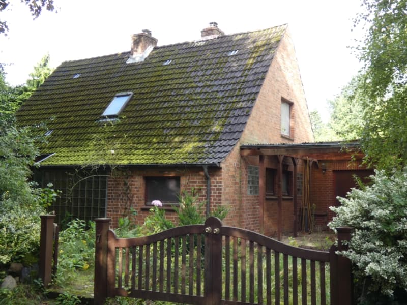 Erbbaurecht, Einfamilienhaus nebst Garage, Carport und Gartenhaus