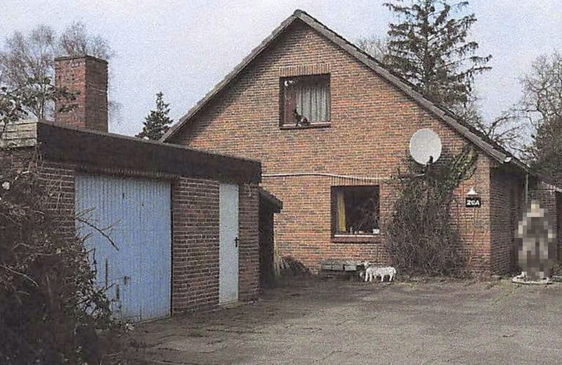 1/2 Anteil an Wohnungseigentum (Einfamilienhaus)